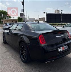كرايسلر 300